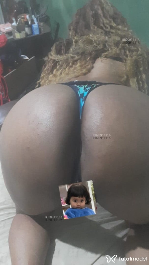 Acompanhante mulher trans com cabelo castanho de olhos pretos em São Pedro da Aldeia Acompanhante mulher trans com cabelo castanho de olhos pretos em São Pedro da Aldeia - Juju