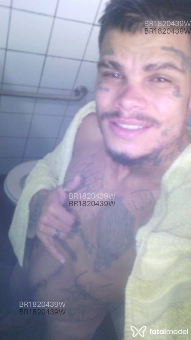 Acompanhante homem morena (o) de olhos castanhos em Bagé - Najara