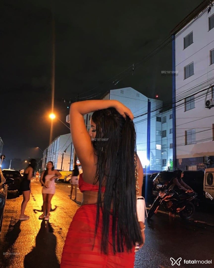 Acompanhante mulher morena (o) de olhos pretos em Santos - Miiah Oliver