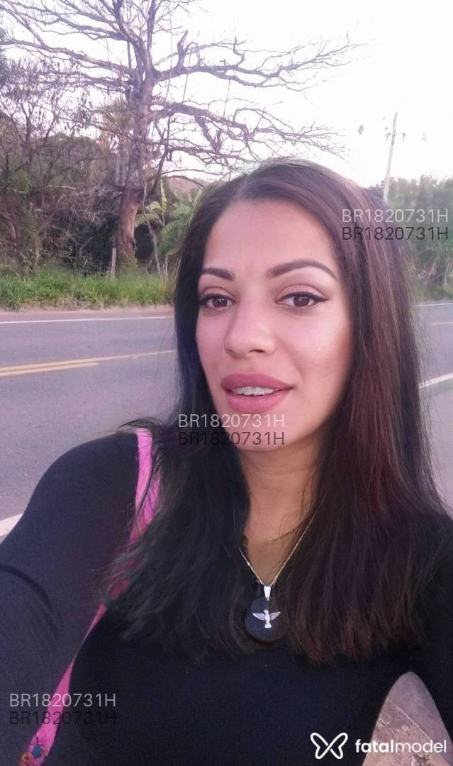 Acompanhante mulher com cabelo castanho de olhos castanhos em Virtual - Morena