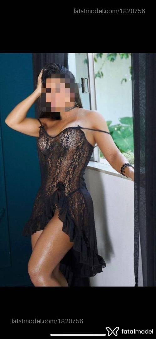 Acompanhante mulher morena (o) de olhos mel em Colatina Acompanhante mulher morena (o) de olhos mel em Colatina - Yasmin Ricci