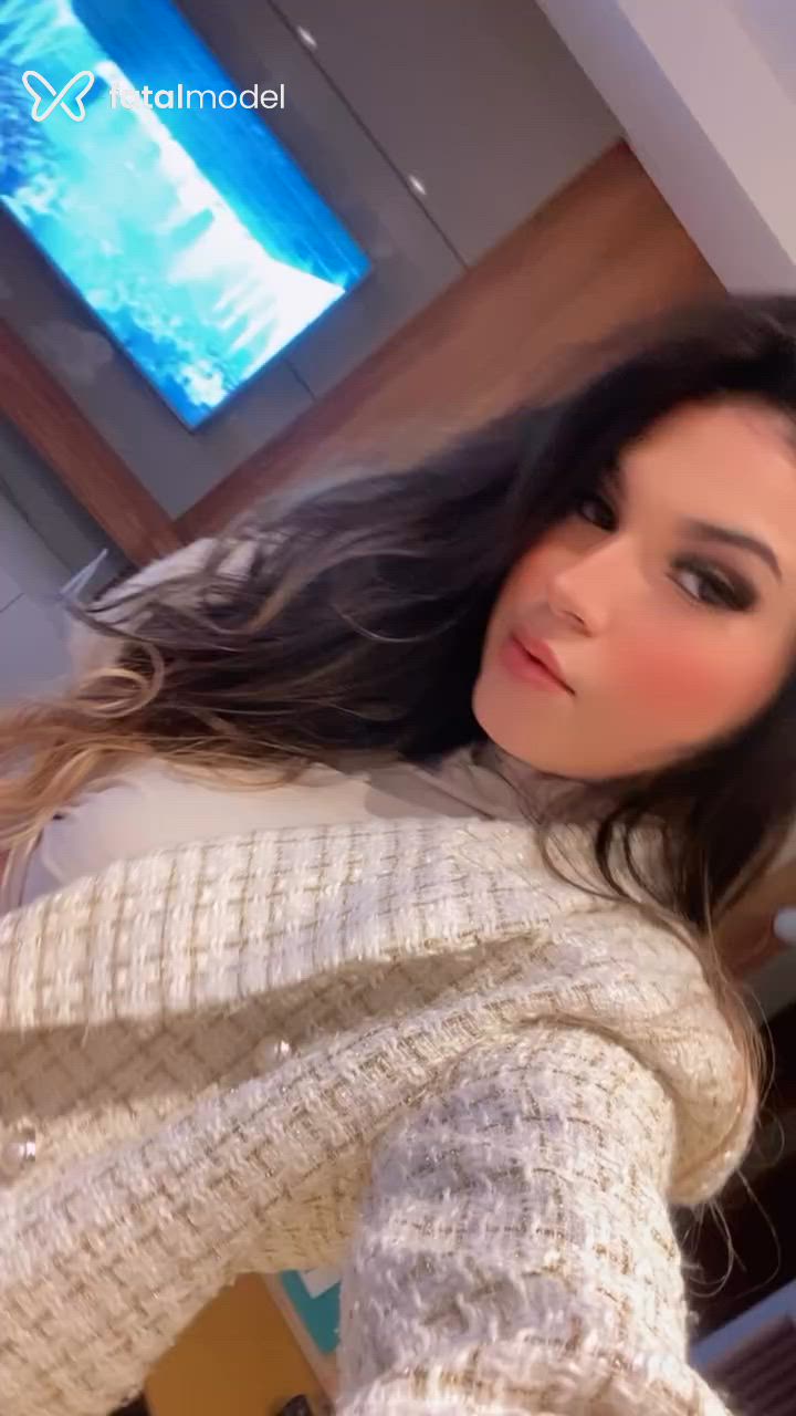 Acompanhante mulher morena (o) de olhos castanhos - Bela Souza