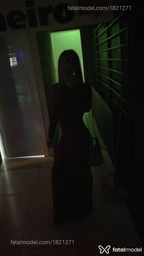 Acompanhante mulher morena (o) de olhos castanhos - Bela Souza