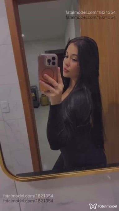 Acompanhante mulher morena (o) de olhos castanhos em Guarapari - Letícia Lopes