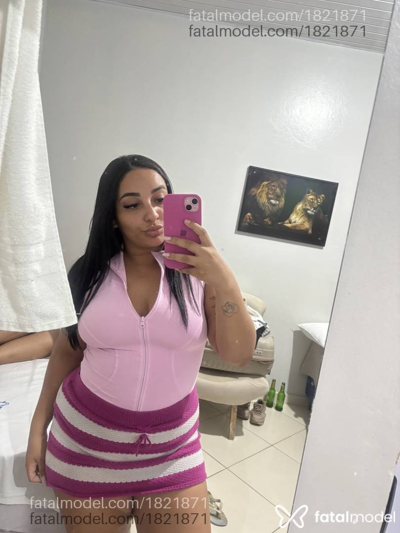 Acompanhante mulher morena (o) de olhos mel - Jhenny