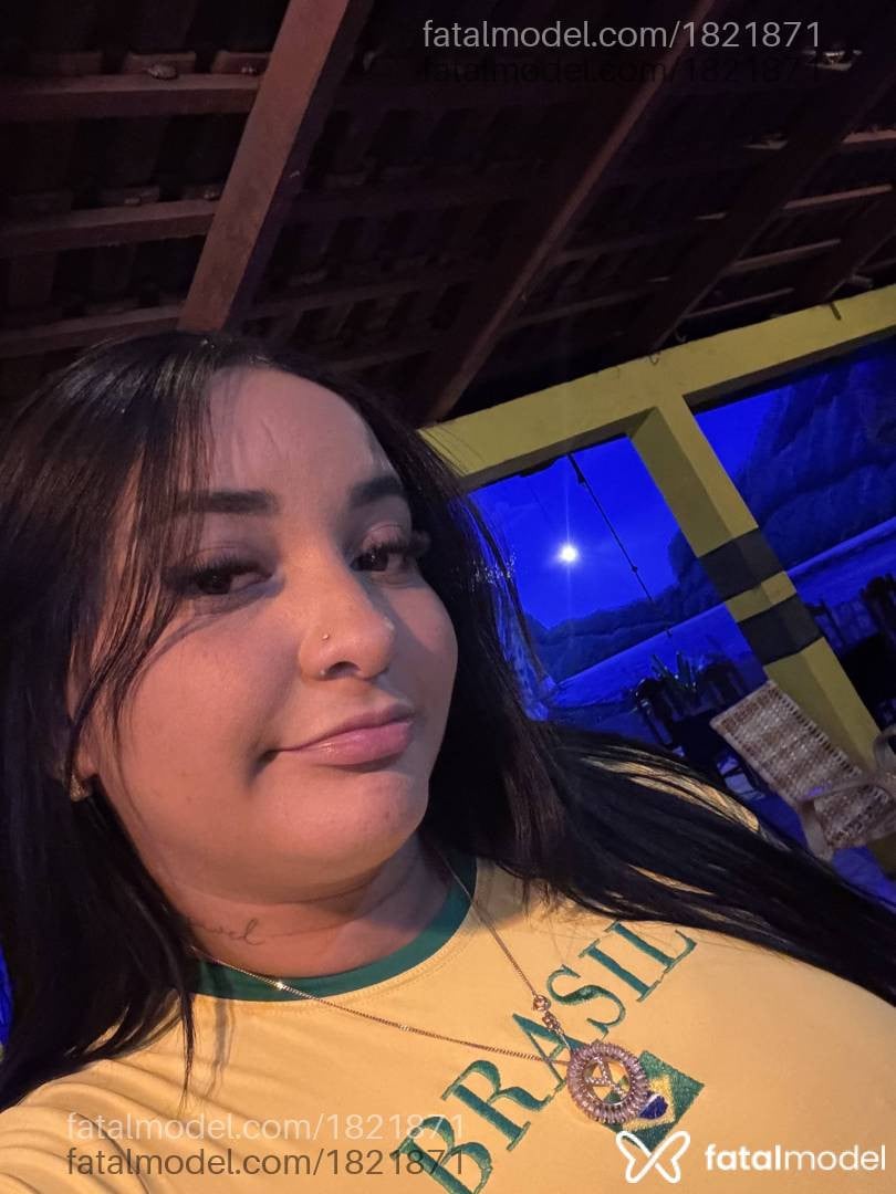 Acompanhante mulher morena (o) de olhos mel em Tucumã - Jhenny