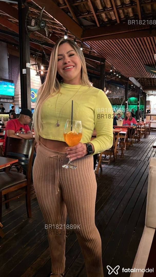 Acompanhante mulher loira (o) de olhos castanhos em Catalão - Melissa Coutto