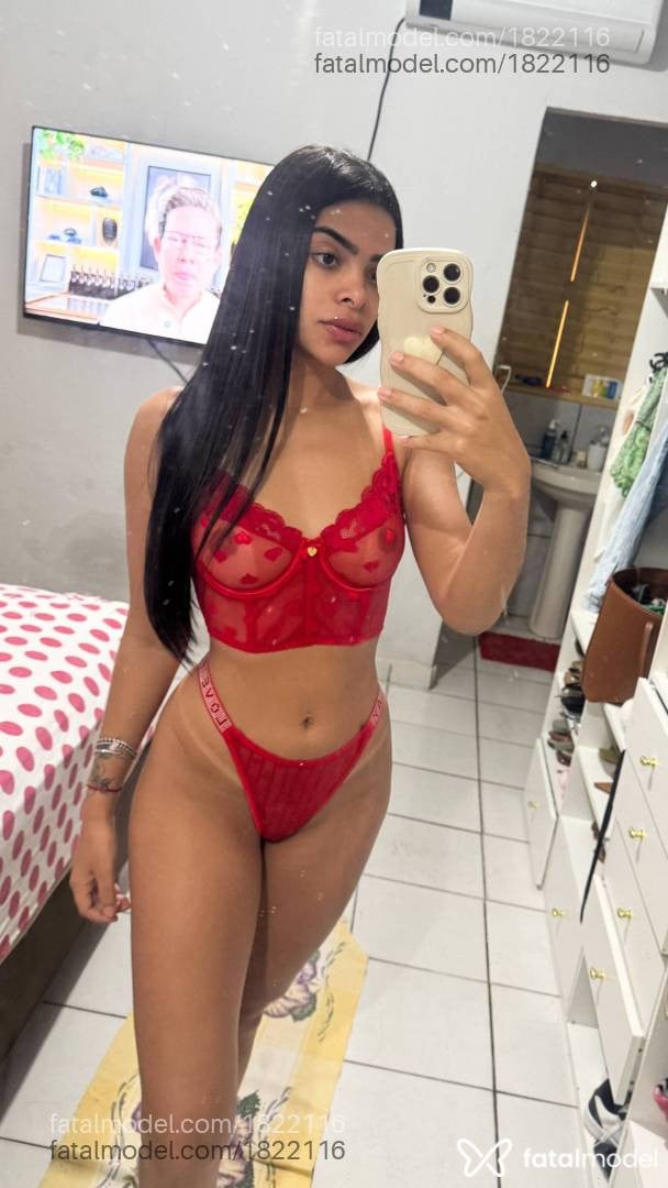 Acompanhante mulher morena (o) de olhos pretos em Barra do Garças - Laís