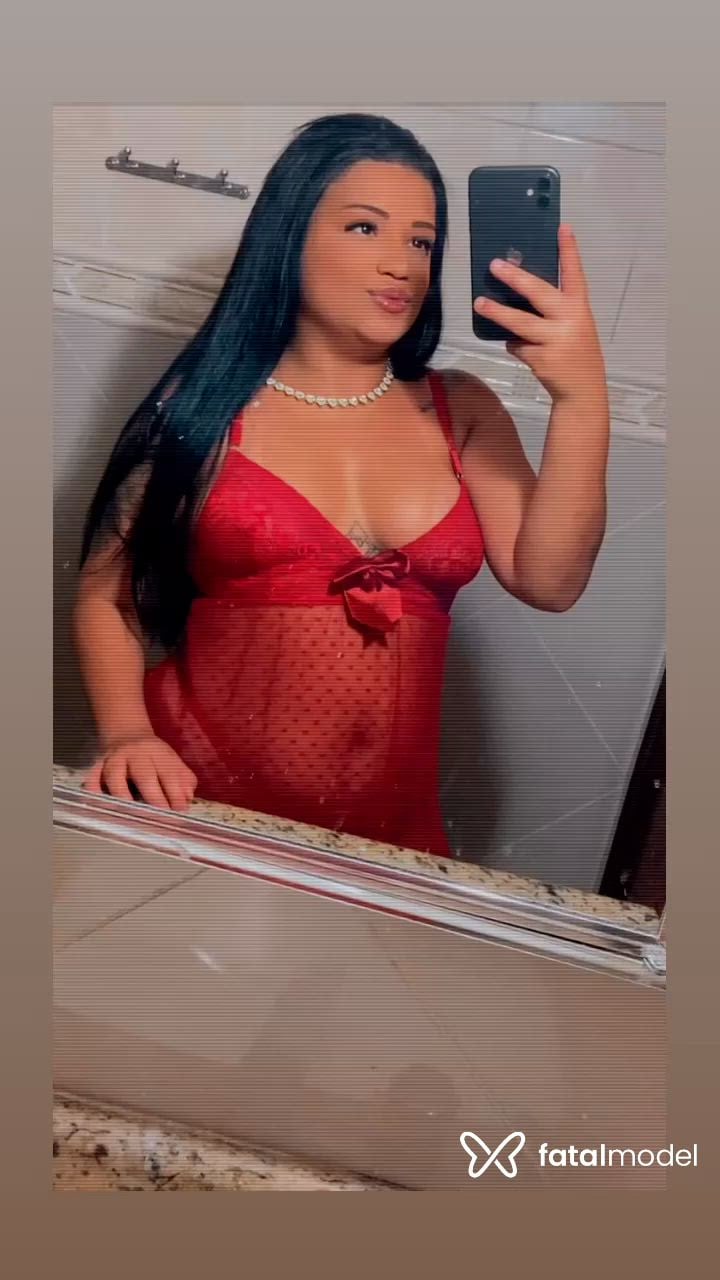 Acompanhante mulher morena (o) de olhos castanhos - Julia moura