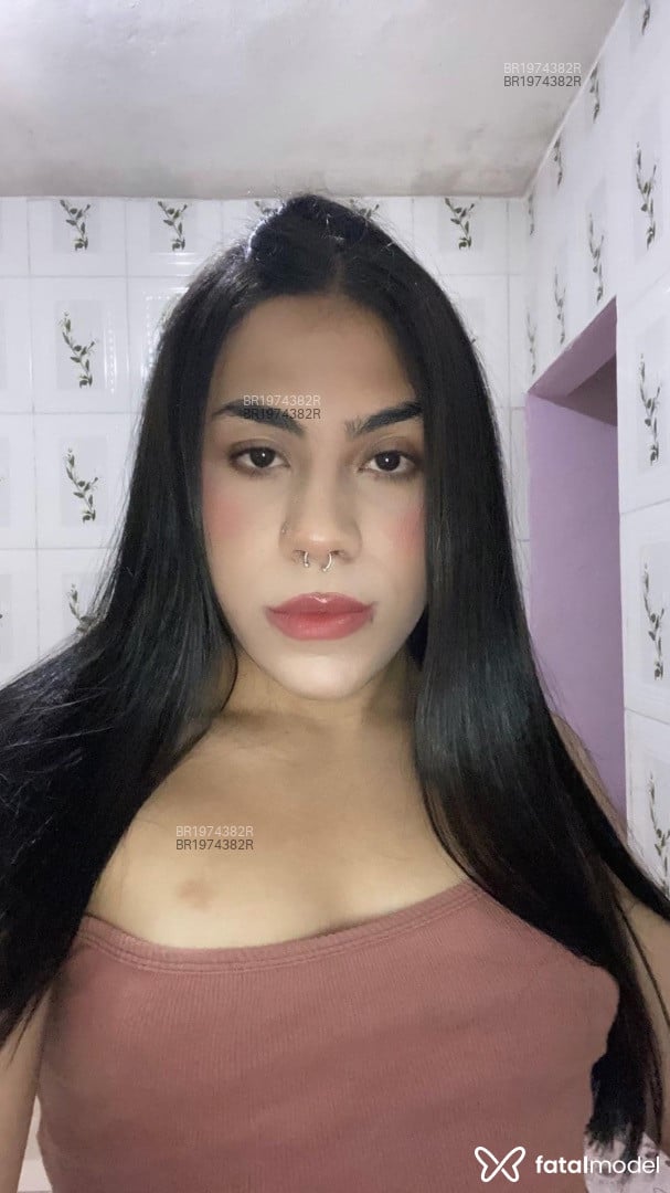 Acompanhante mulher trans morena (o) de olhos pretos em São Paulo - Mile Tranz