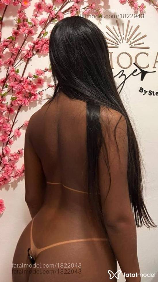 Acompanhante mulher trans com cabelo castanho de olhos castanhos em São Paulo - Luara