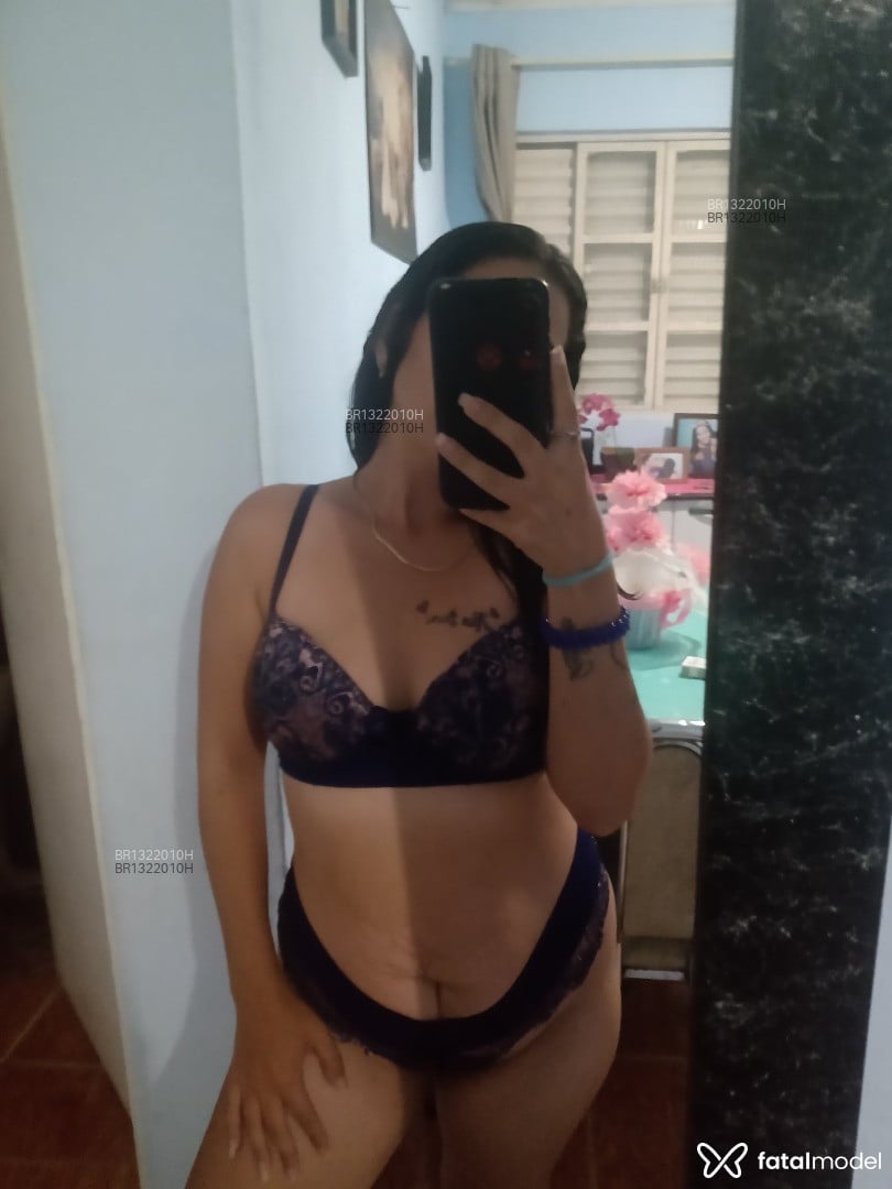 Acompanhante mulher morena (o) de olhos castanhos em Pelotas - Diabinha do prazer