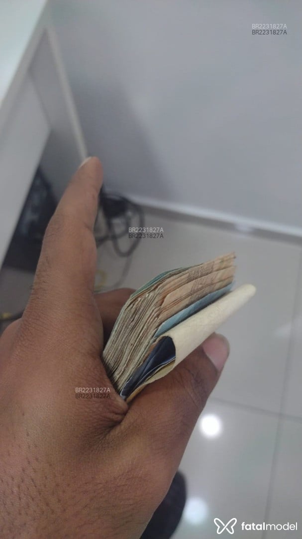 Acompanhante homem morena (o) de olhos pretos em São Paulo - Robert