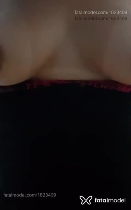 Acompanhante mulher com cabelo castanho de olhos castanhos em Belo Horizonte - Raquel