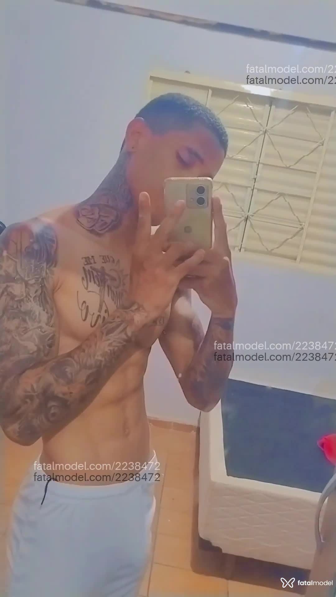 Acompanhante homem morena (o) de olhos mel em Goiânia - Mendes