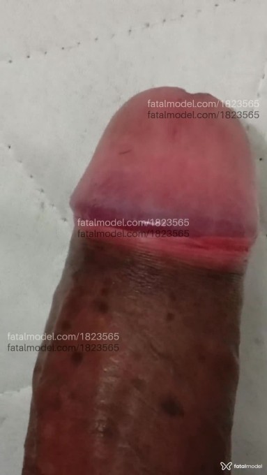 Acompanhante homem morena (o) de olhos pretos - Souza Acompanhante homem morena (o) de olhos pretos - Souza