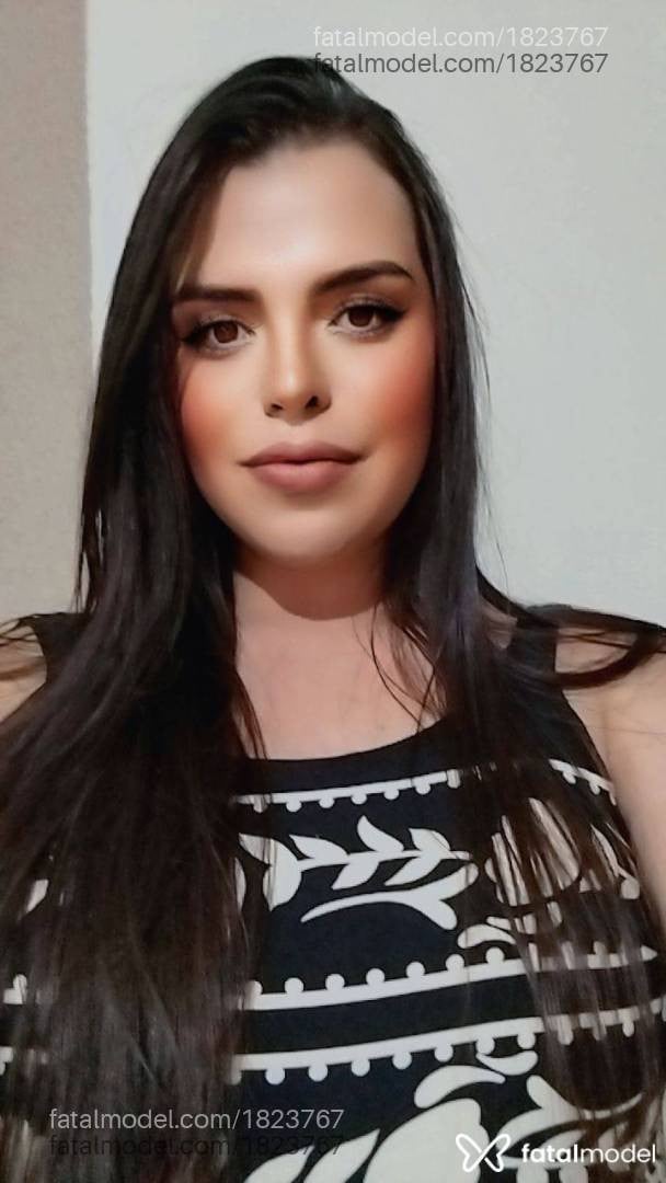 Acompanhante mulher trans morena (o) de olhos castanhos em Francisco Beltrão - Alicia