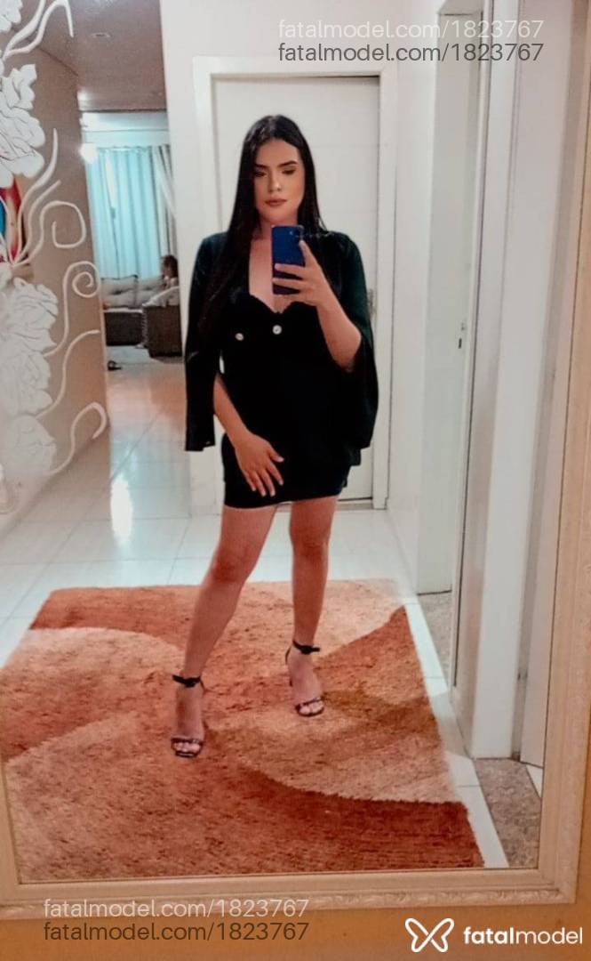 Acompanhante mulher trans morena (o) de olhos castanhos - Alicia