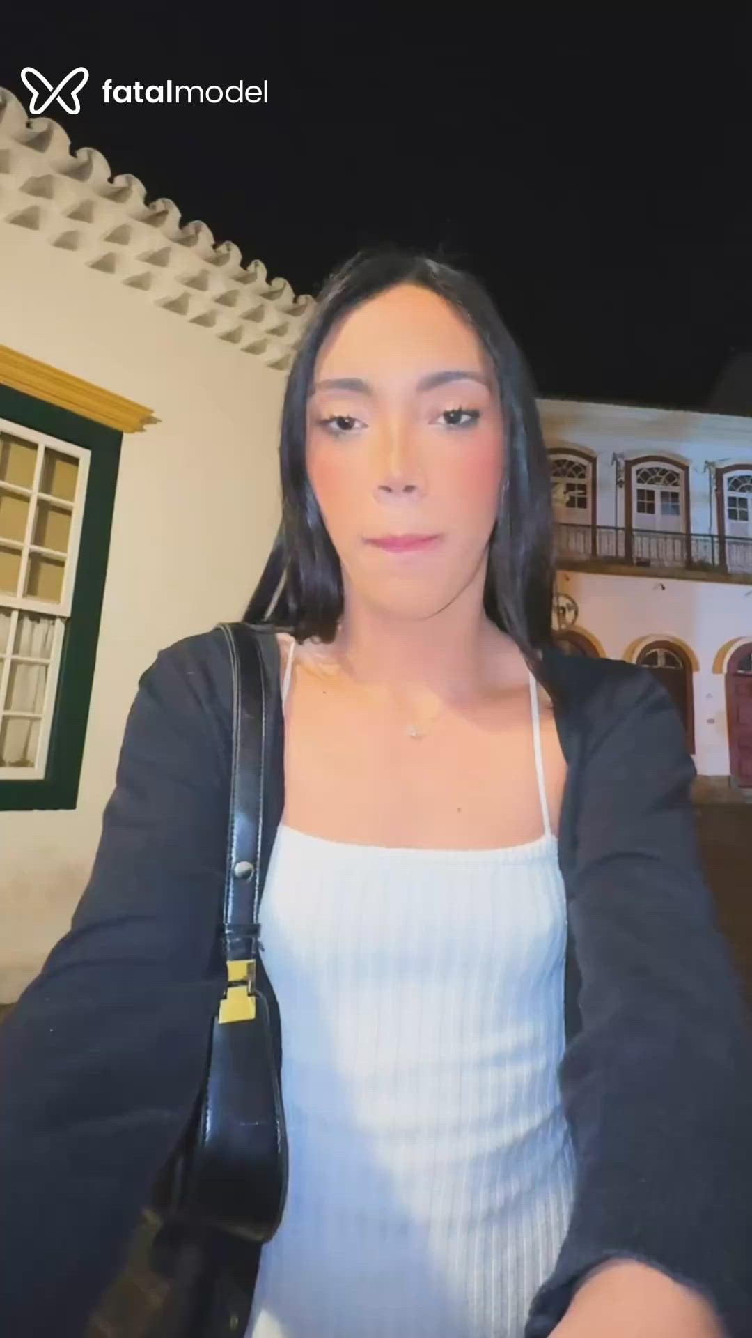 Acompanhante mulher trans morena (o) de olhos pretos em São José dos Campos Acompanhante mulher trans morena (o) de olhos pretos em São José dos Campos - Kauani