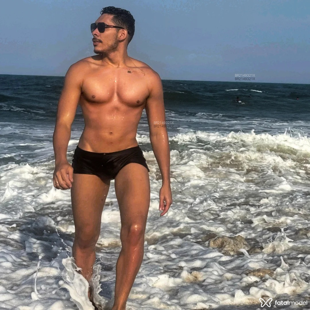 Acompanhante homem morena (o) de olhos castanhos em Fortaleza - Leon Ken