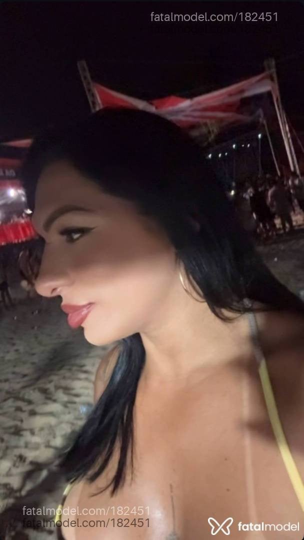 Acompanhante travesti morena (o) de olhos castanhos - Diane Dias