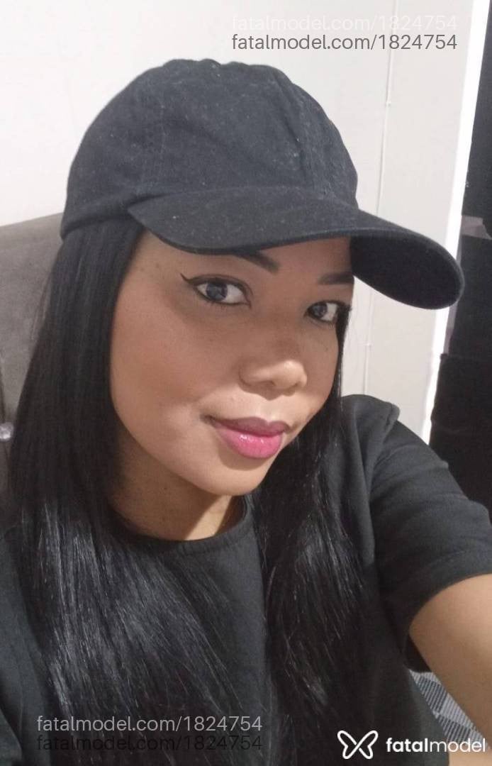 Acompanhante mulher morena (o) de olhos pretos em São Mateus - Sol