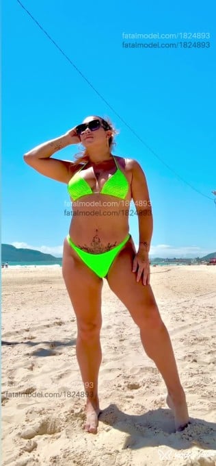 Acompanhante mulher trans loira (o) de olhos castanhos em Florianópolis - Taylatrans