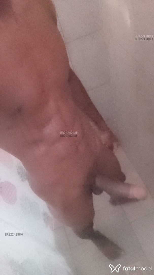Acompanhante homem morena (o) de olhos pretos em Rio de Janeiro - Guilherme