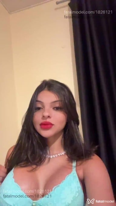 Acompanhante mulher morena (o) de olhos castanhos em Anápolis - Jade Monteiro