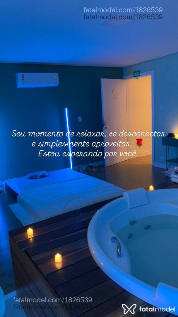 Acompanhante mulher morena (o) de olhos pretos - Gabriela