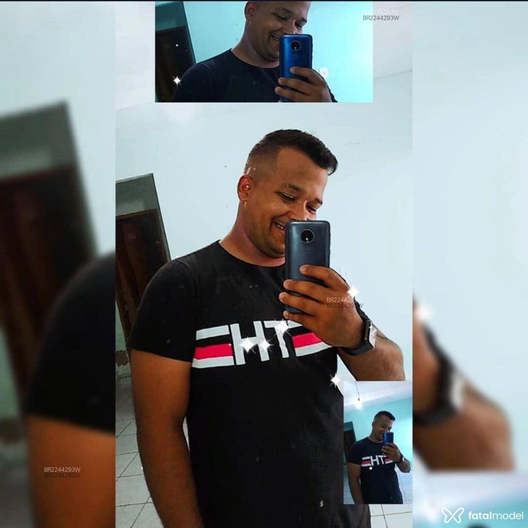Acompanhante homem morena (o) de olhos castanhos em Petrolina Acompanhante homem morena (o) de olhos castanhos em Petrolina - Kennedy Silva