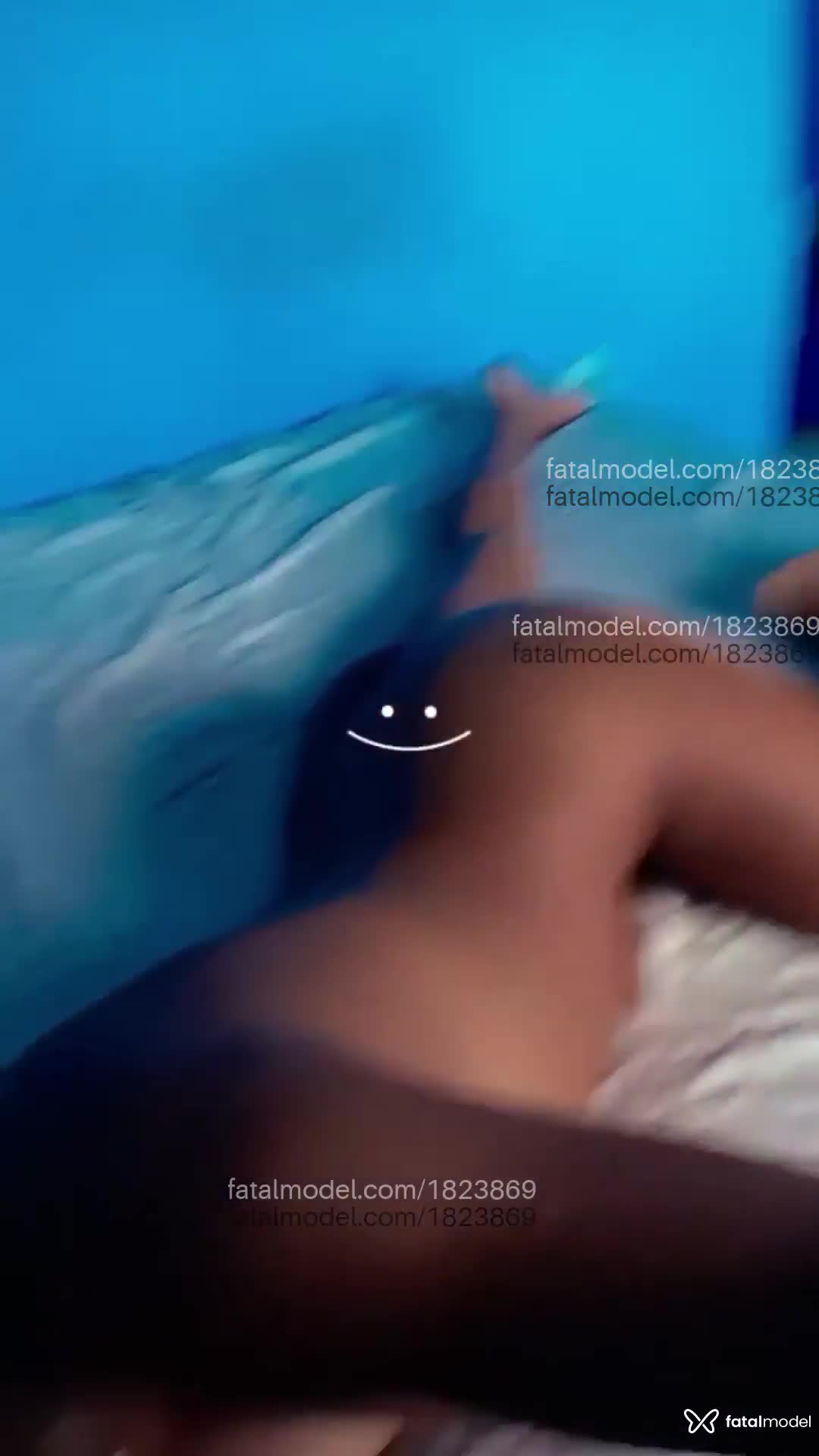 Acompanhante mulher morena (o) de olhos castanhos - Preta rara Acompanhante mulher morena (o) de olhos castanhos - Preta rara