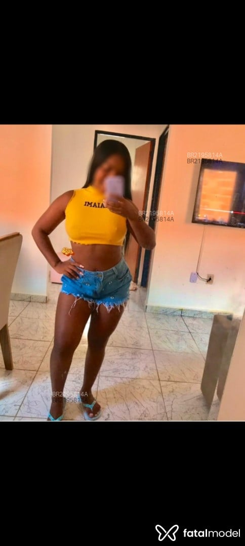 Acompanhante mulher morena (o) de olhos pretos - Alana Lopes Acompanhante mulher morena (o) de olhos pretos - Alana Lopes