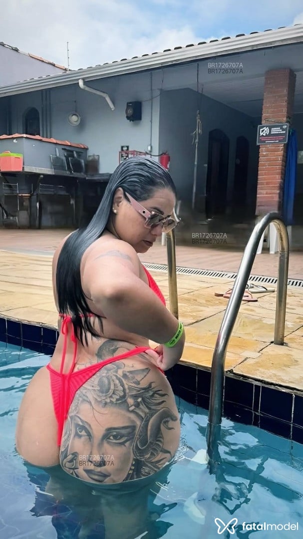 Acompanhante mulher morena (o) de olhos castanhos - Samantha Vargas Acompanhante mulher morena (o) de olhos castanhos - Samantha Vargas