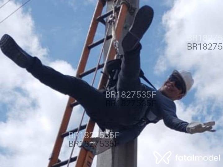 Acompanhante homem com cabelo castanho de olhos castanhos em Fortaleza - Ariih