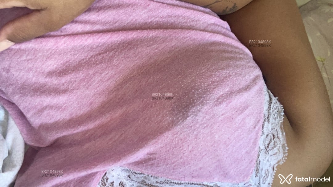 Acompanhante mulher com cabelo castanho de olhos castanhos em Rio de Janeiro - Baaby