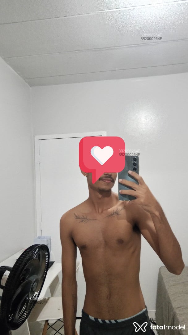 Acompanhante homem morena (o) de olhos castanhos em Altamira Acompanhante homem morena (o) de olhos castanhos em Altamira - Pollo