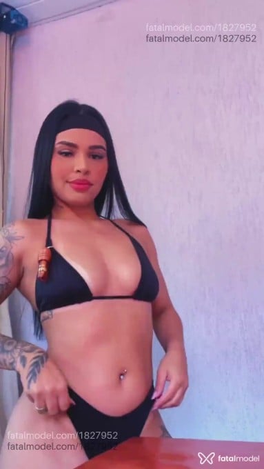 Acompanhante mulher morena (o) de olhos castanhos em Itaúna Acompanhante mulher morena (o) de olhos castanhos em Itaúna - Jade Vaz