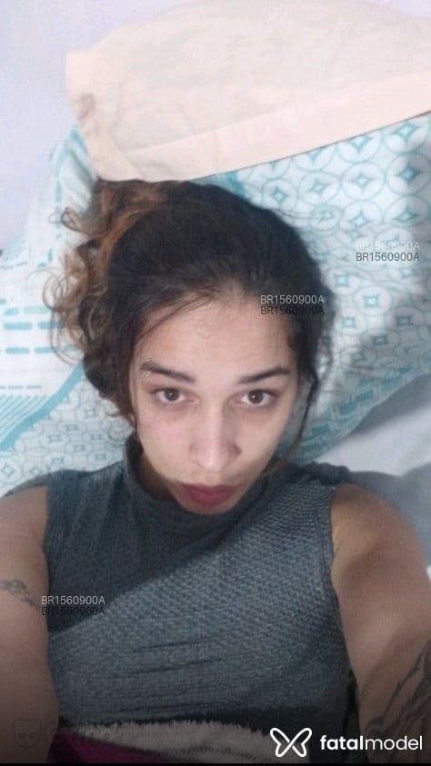 Acompanhante travesti com cabelo castanho de olhos castanhos em Uberlândia - Eden