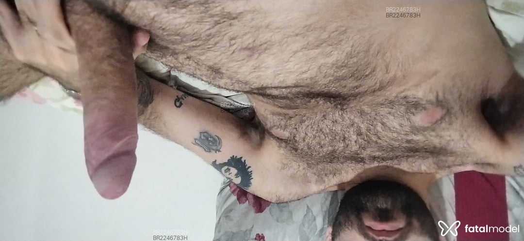 Acompanhante homem com cabelo castanho de olhos verdes em São Paulo - Joao