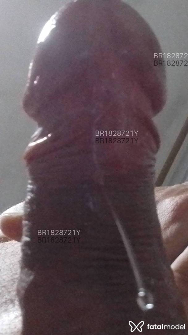 Acompanhante homem morena (o) de olhos pretos em Virtual Acompanhante homem morena (o) de olhos pretos em Virtual - Pirocalinda