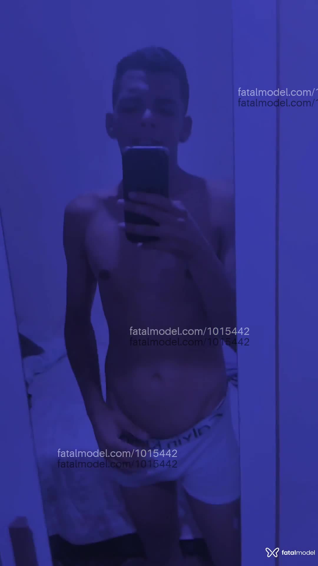 Acompanhante homem com cabelo castanho de olhos castanhos em Viçosa Acompanhante homem com cabelo castanho de olhos castanhos em Viçosa - Danilo Araújo