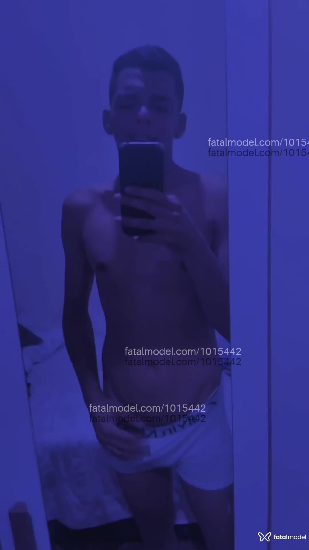 Acompanhante homem com cabelo castanho de olhos castanhos em Viçosa Acompanhante homem com cabelo castanho de olhos castanhos em Viçosa - Danilo Araújo