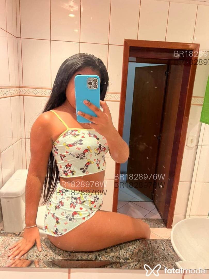 Acompanhante mulher com cabelo castanho de olhos pretos em Campos dos Goytacazes Acompanhante mulher com cabelo castanho de olhos pretos em Campos dos Goytacazes - Ágatha