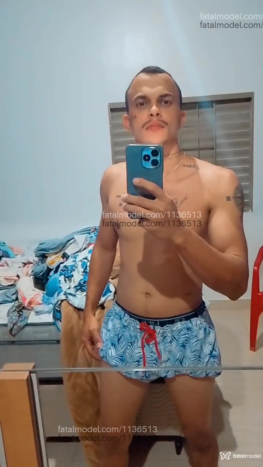 Acompanhante homem morena (o) de olhos castanhos em Goiânia - Wallysomeskema