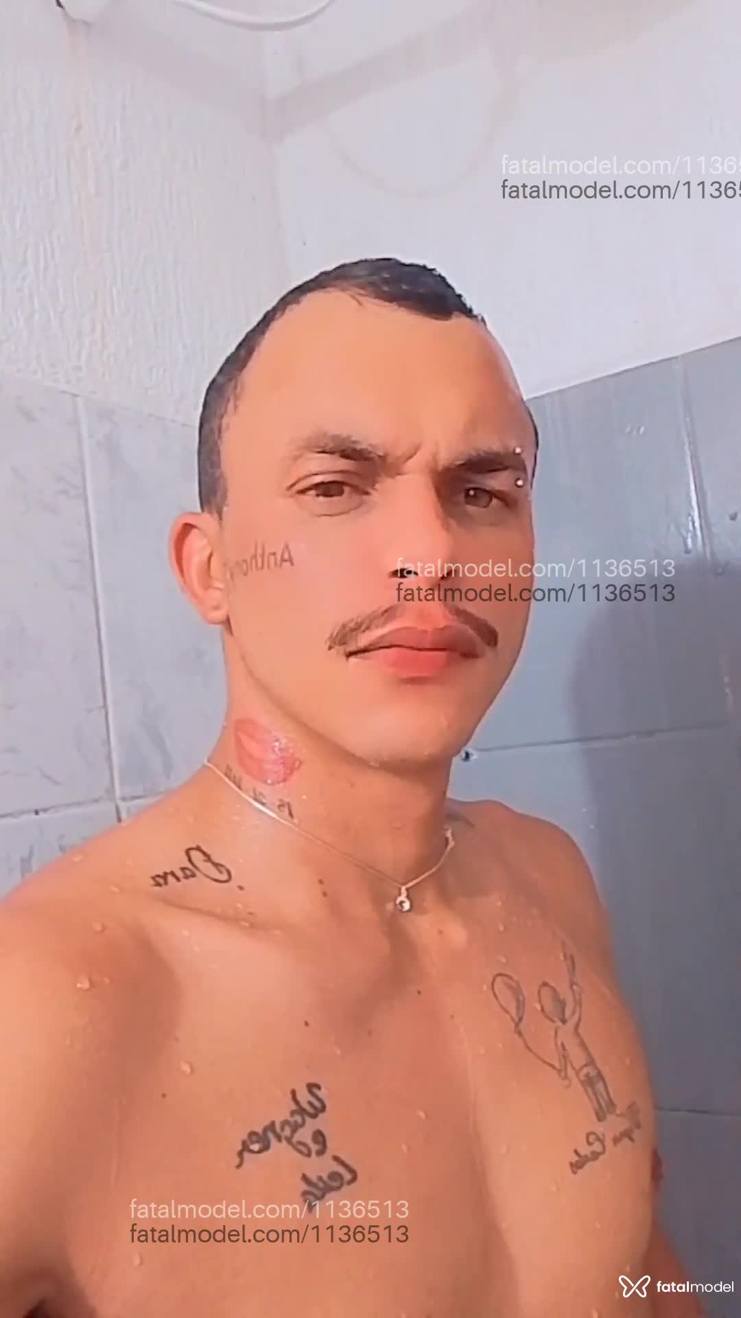 Acompanhante homem morena (o) de olhos castanhos em Goiânia - Wallysomeskema