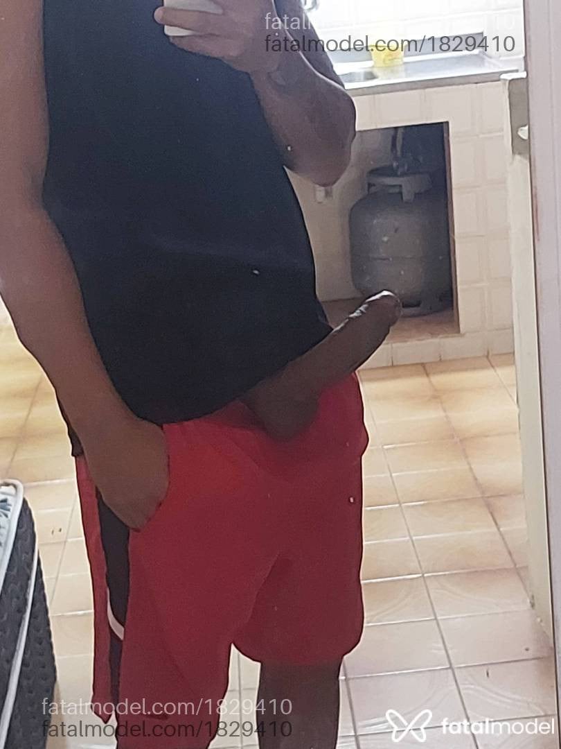 Acompanhante homem morena (o) de olhos castanhos em Cabo Frio - Ricardo Dias