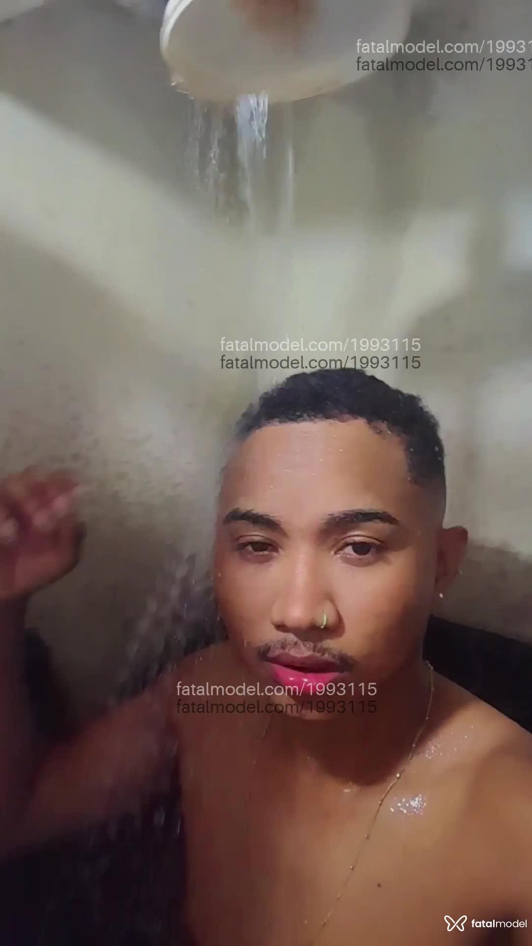 Acompanhante homem morena (o) de olhos castanhos em Belém - João Paulo