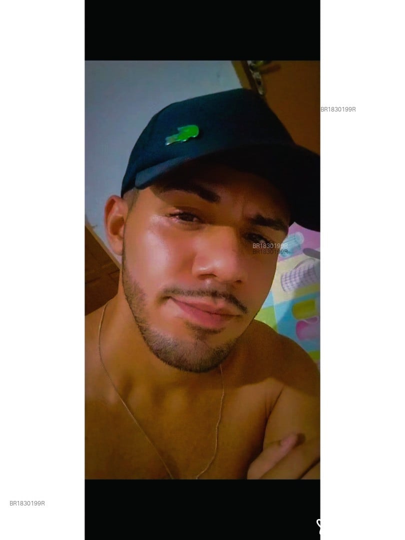 Acompanhante homem morena (o) de olhos castanhos em Armação dos Búzios - Marc