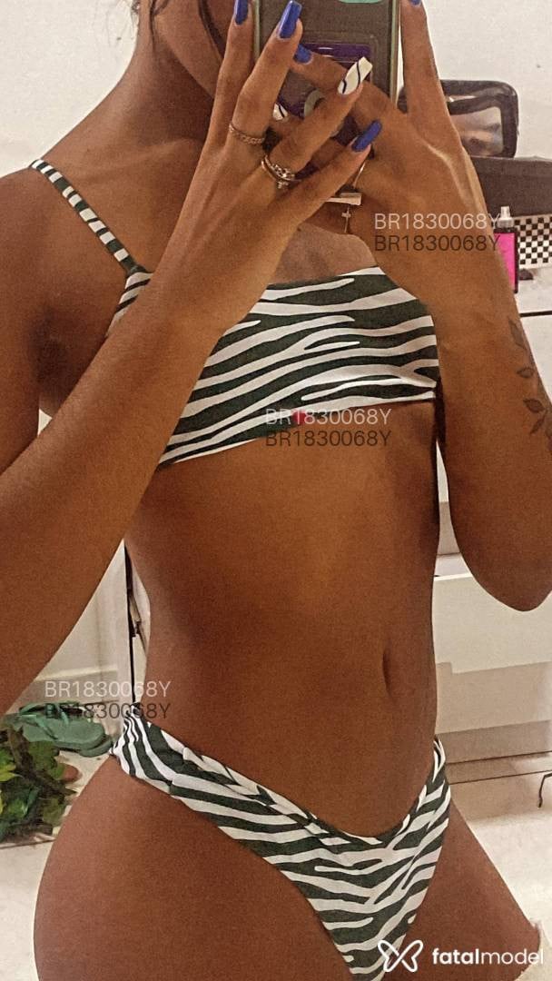 Acompanhante mulher trans morena (o) de olhos pretos em Balneário Camboriú - Sabrinna Tuski